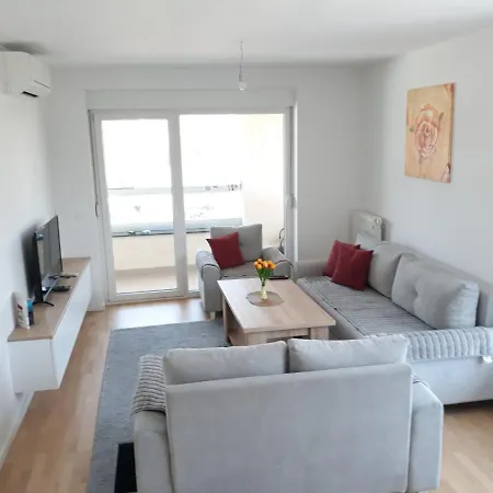 Lägenhet Apartman Kula Otoka